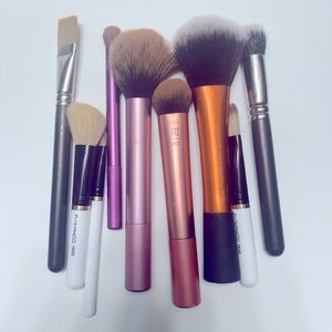 Mix Makeup Brushes (Real Techniques, Mac)